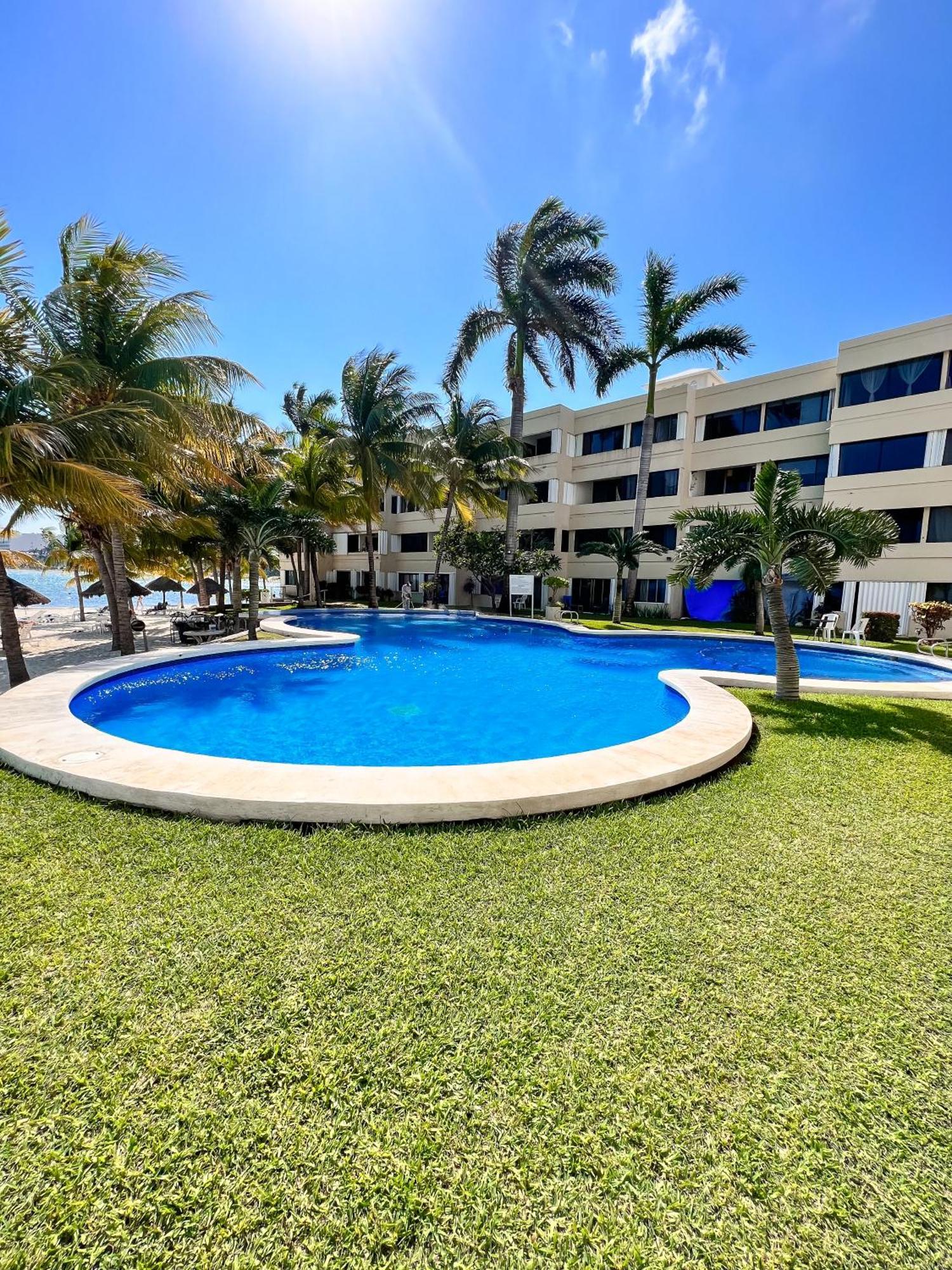 Bello Mar De Cancun, Beautiful 2Br 2Ba Condo Overlooking Beach Spectacular View! מראה חיצוני תמונה